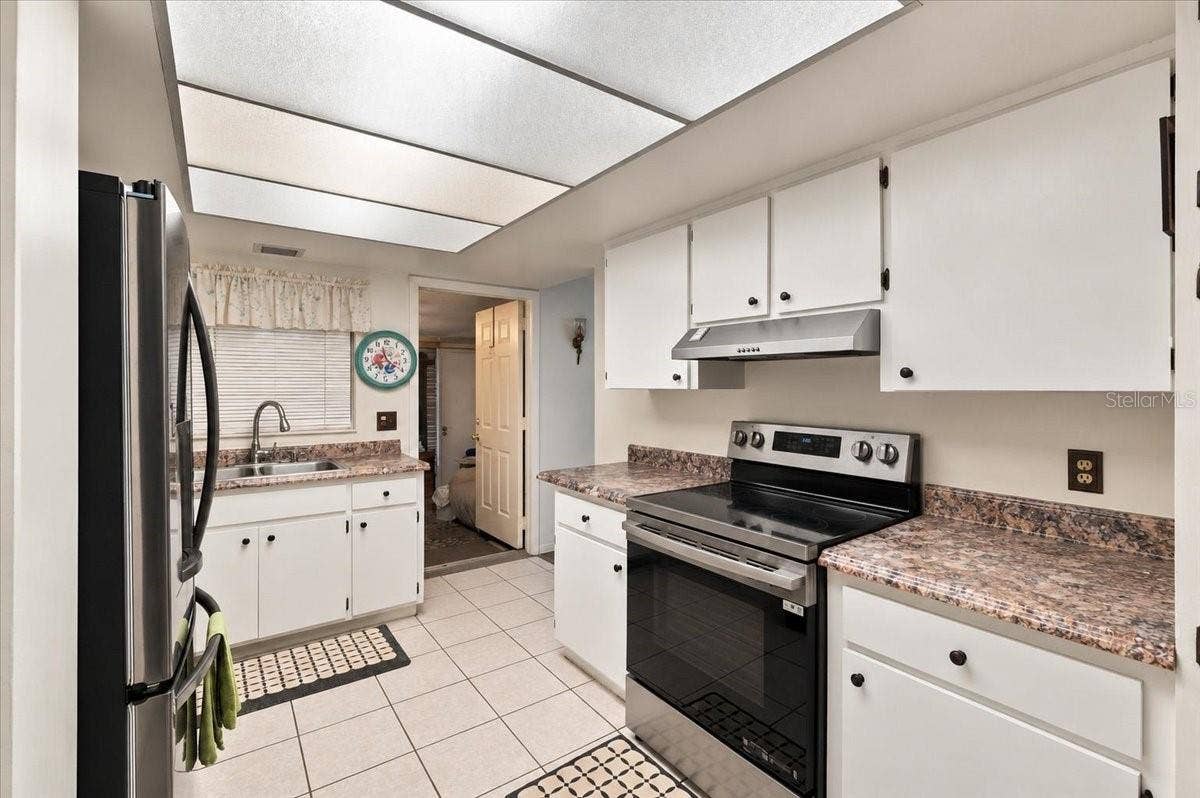 1004 JOAN AVENUE, Dundee, FL 33838 1004 Joan Ave Dundee, FL 33838