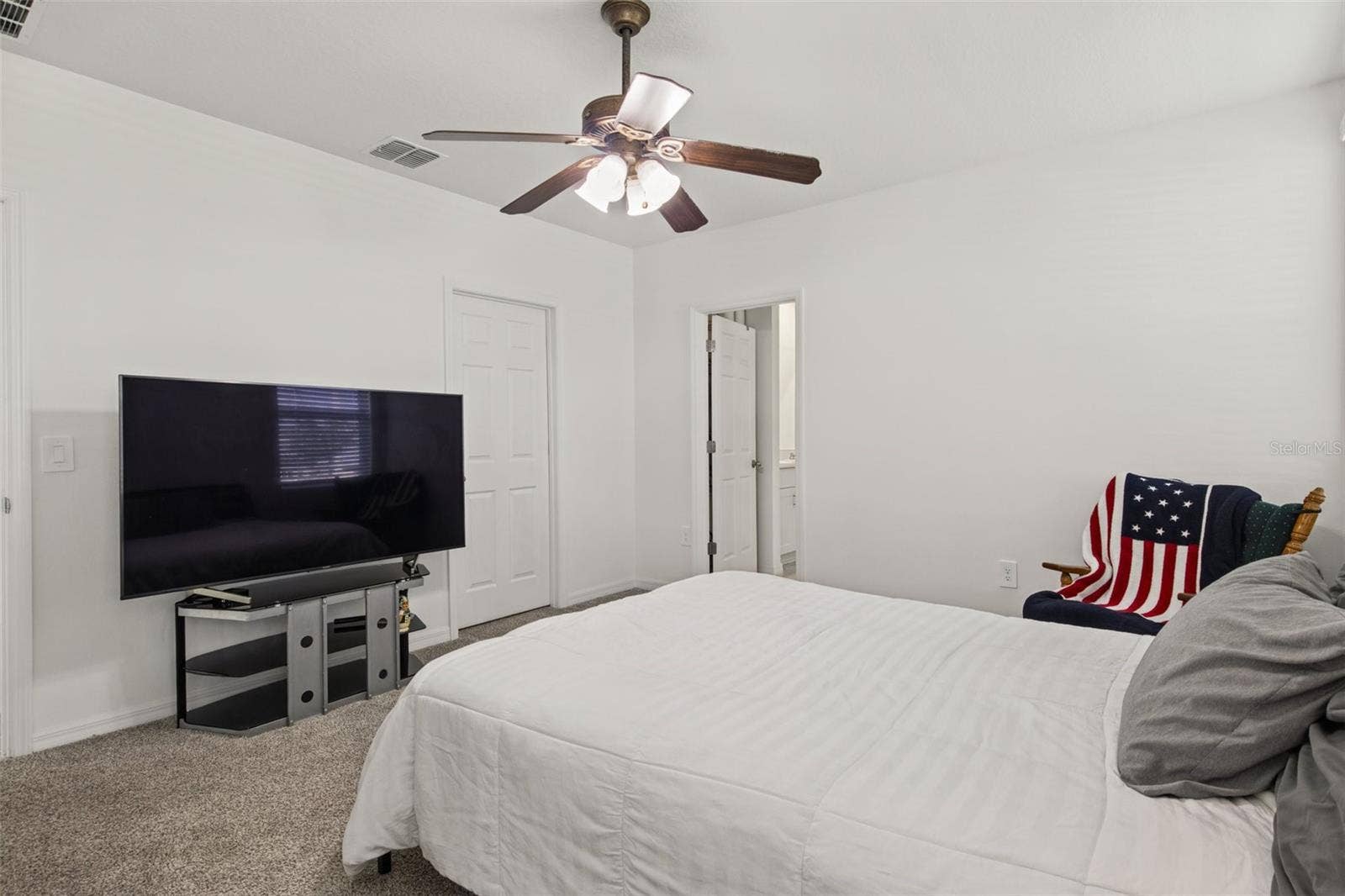 3789 GIORGIO DRIVE, Winter Haven, FL 33884 3789 GIORGIO DRIVE, Winter Haven, FL 33884