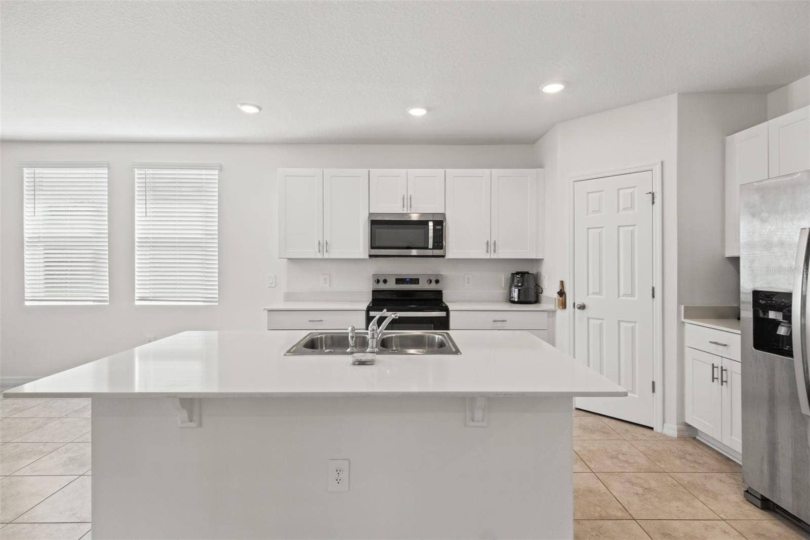 3789 GIORGIO DRIVE, Winter Haven, FL 33884 3789 GIORGIO DRIVE, Winter Haven, FL 33884
