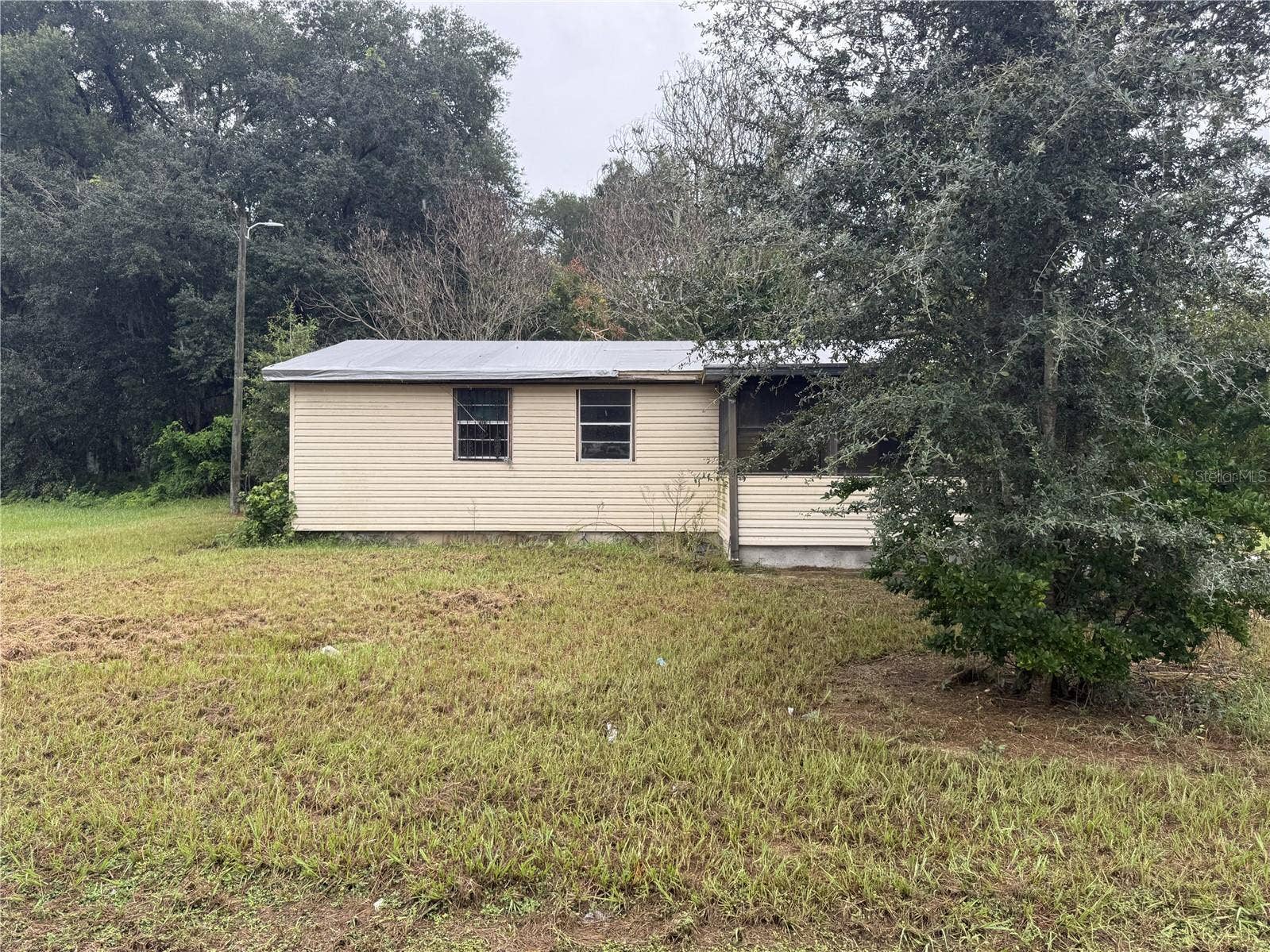 817 SE PINE AVE, Fort Meade, FL 33841 Front