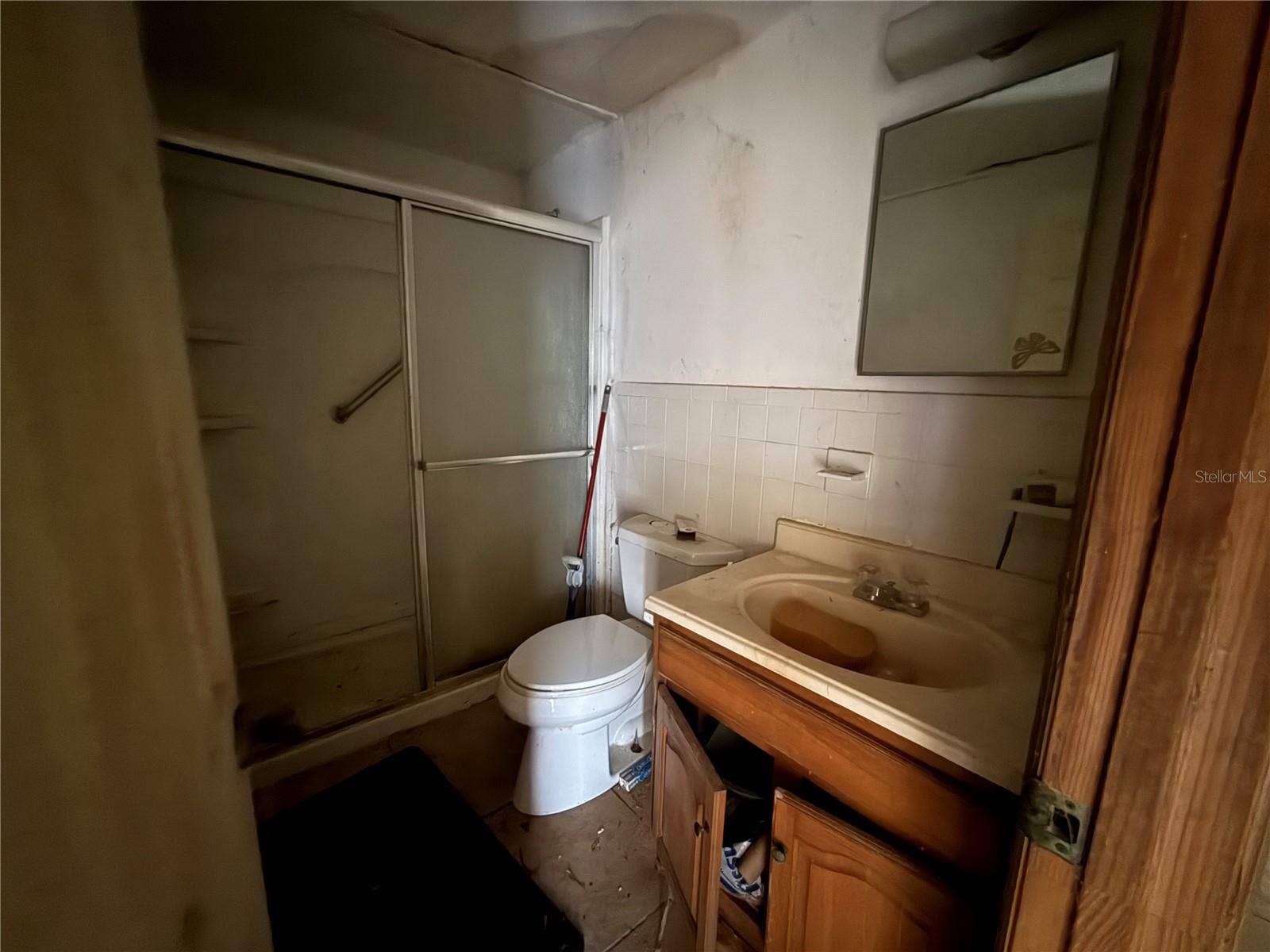817 SE PINE AVE, Fort Meade, FL 33841 Full bathroom