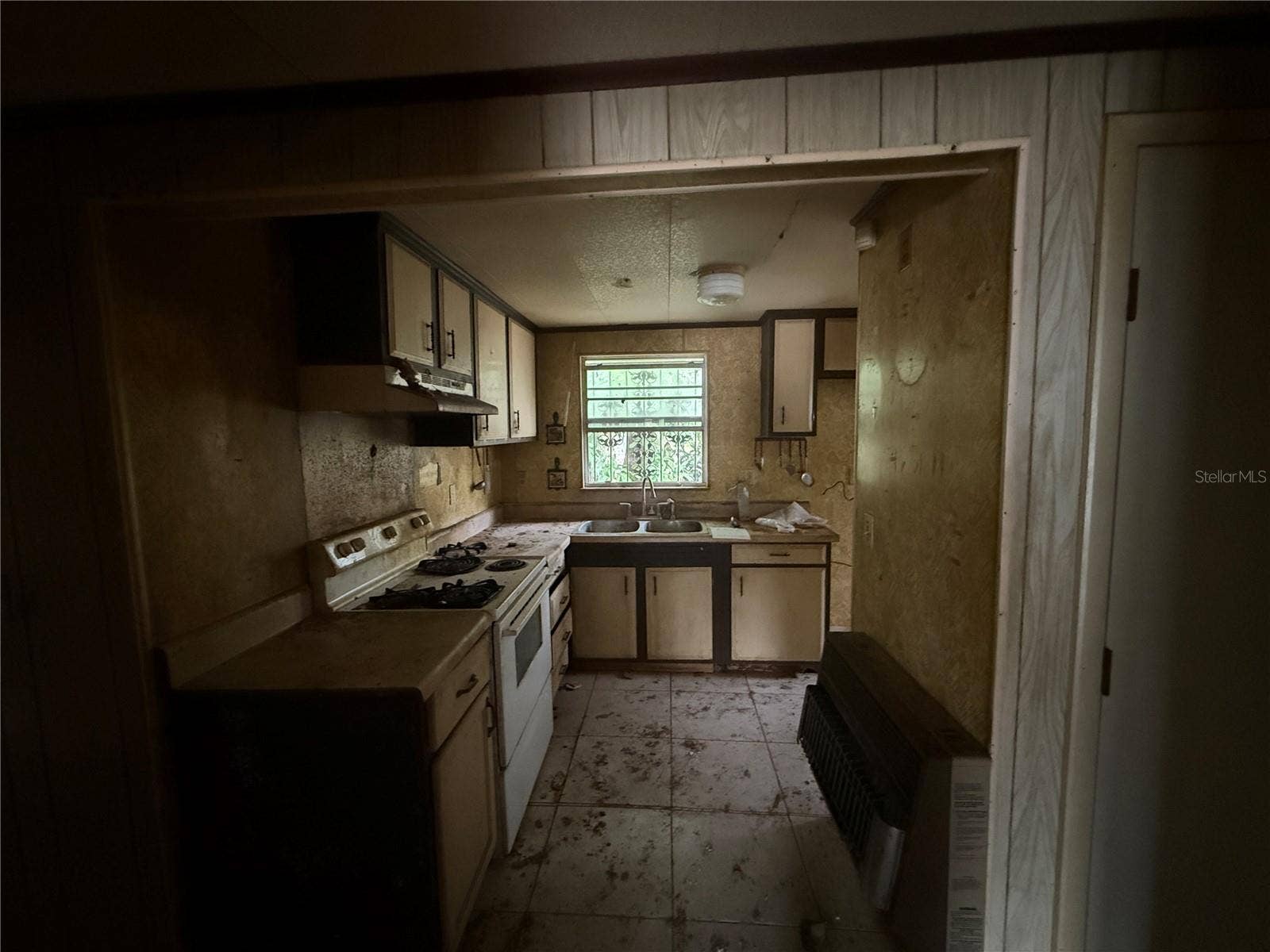 817 SE PINE AVE, Fort Meade, FL 33841 Kitchen