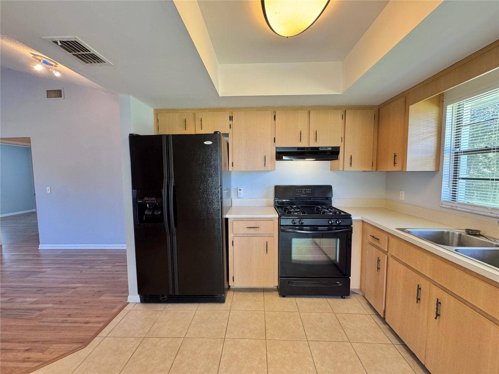 924 SUNSHINE WAY SW, Winter Haven, FL 33880 Kitchen