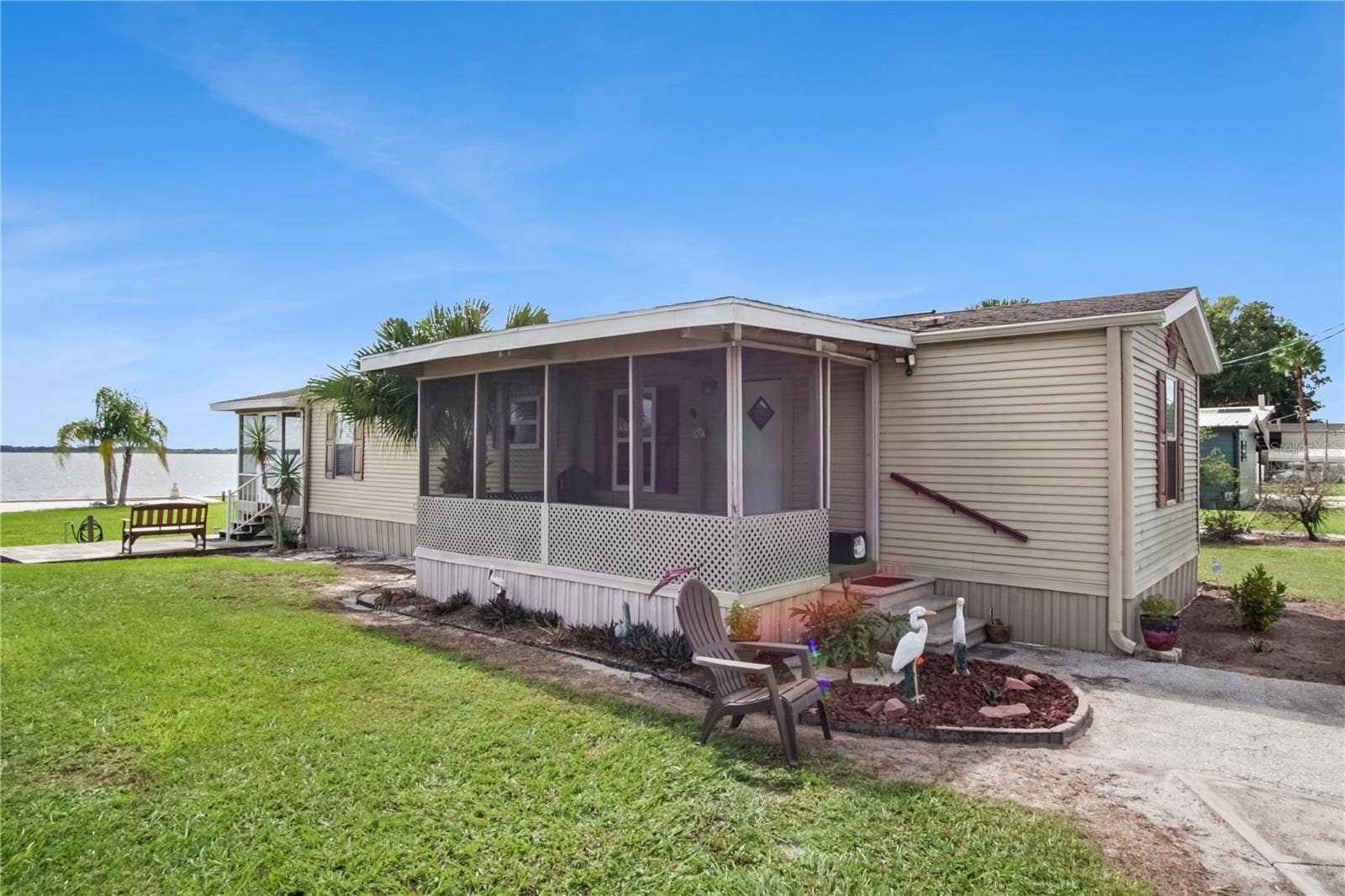 3208 LAKEVIEW DRIVE, Haines City, FL 33844 3208 LAKEVIEW DRIVE, Haines City, FL 33844