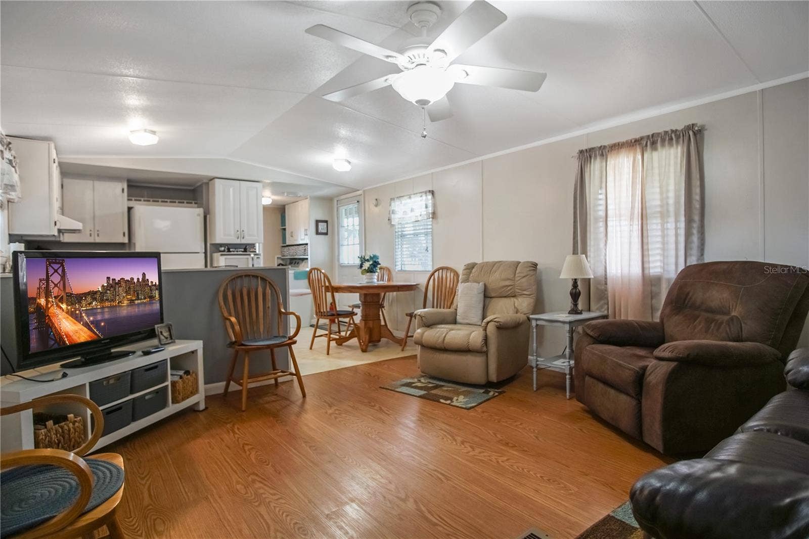 3208 LAKEVIEW DRIVE, Haines City, FL 33844 3208 LAKEVIEW DRIVE, Haines City, FL 33844