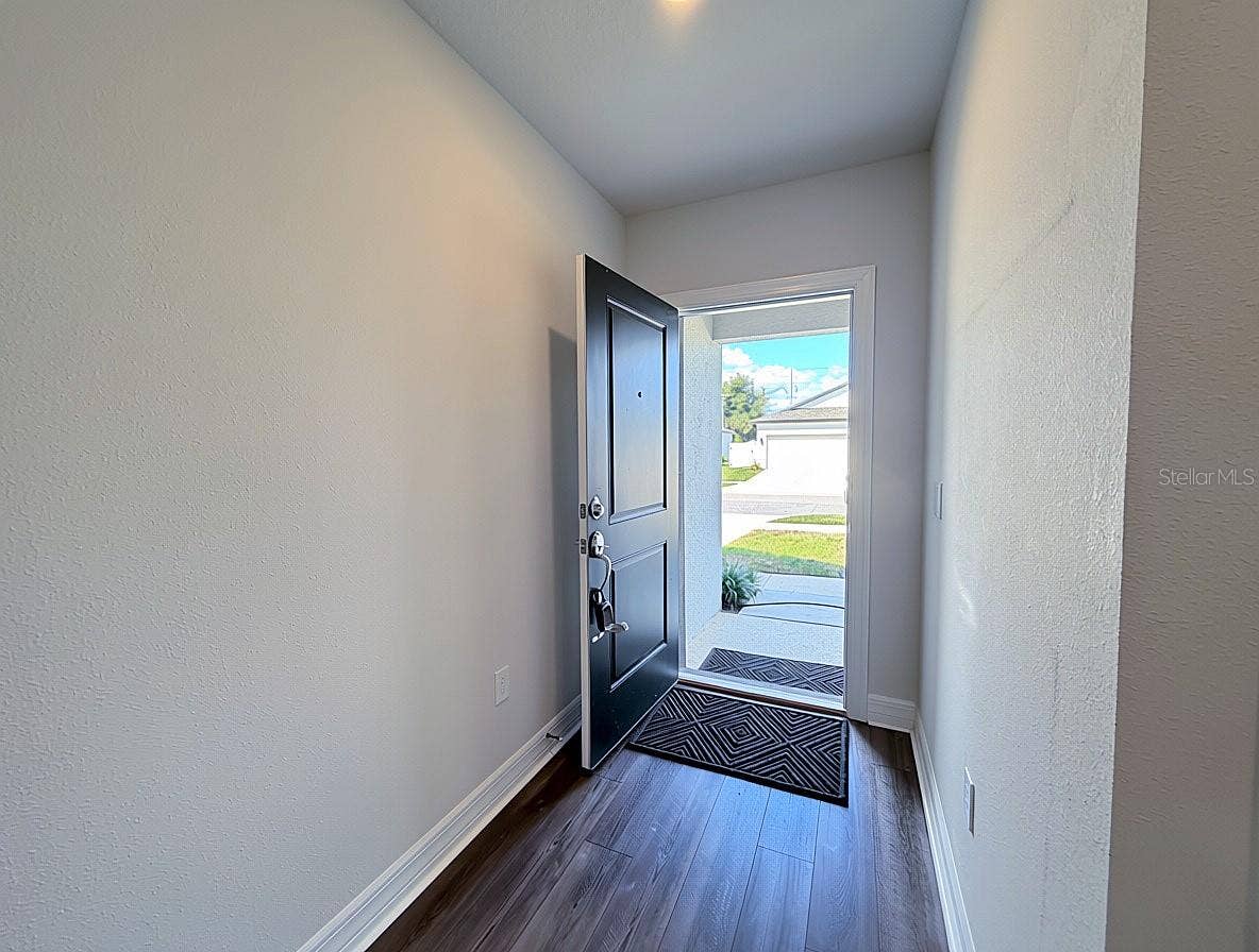 1079 MICHELANGELO LANE, Winter Haven, FL 33884 Welcome to 1079 Michelangelo Lane