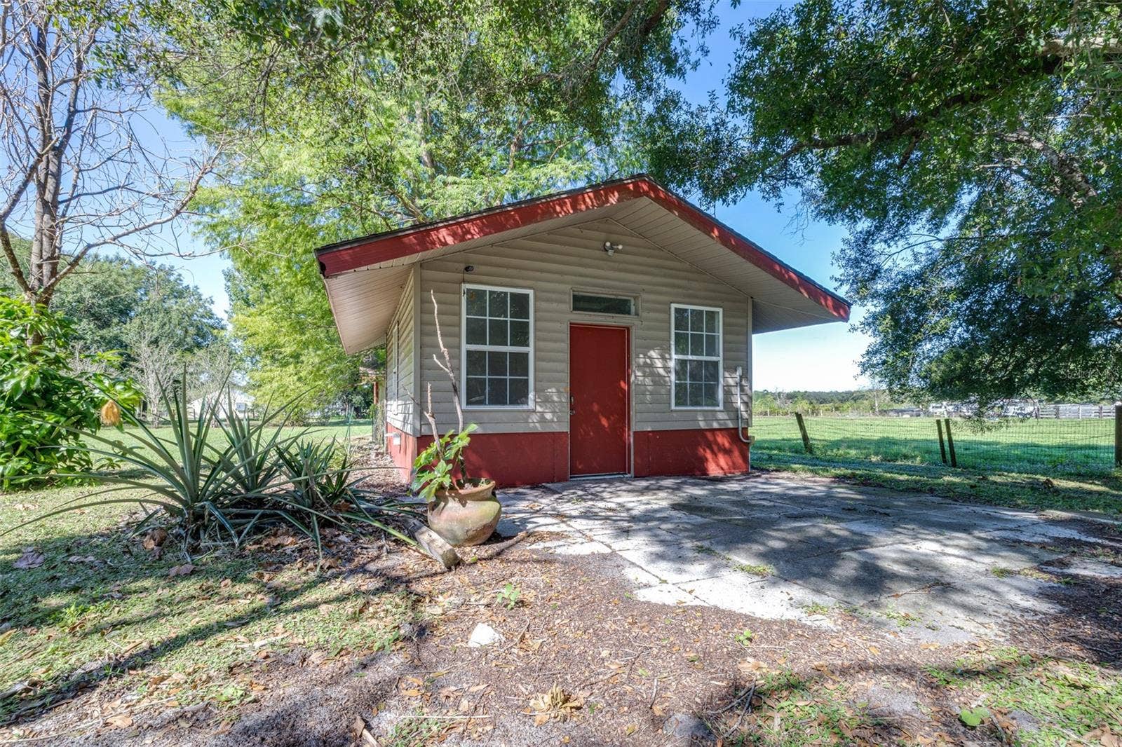 2957 N TIVOLI ROAD, Avon Park, FL 33825 2957 N TIVOLI ROAD, Avon Park, FL 33825