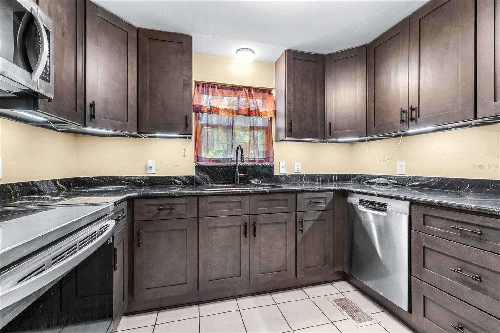 2957 N TIVOLI ROAD, Avon Park, FL 33825 2957 N TIVOLI ROAD, Avon Park, FL 33825