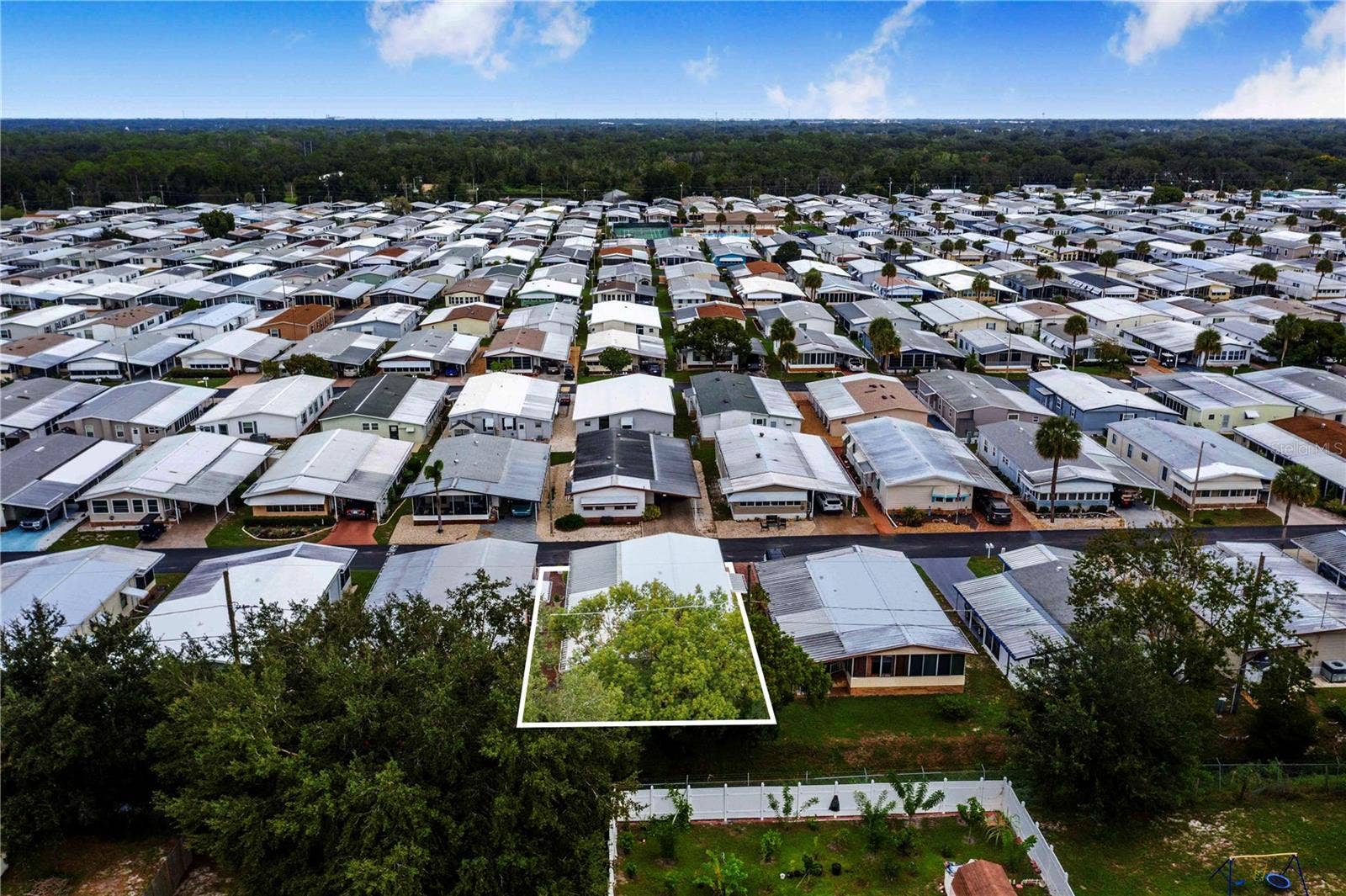 4171 ROLLING OAKS DRIVE, Winter Haven, FL 33880 4171 ROLLING OAKS DRIVE, Winter Haven, FL 33880