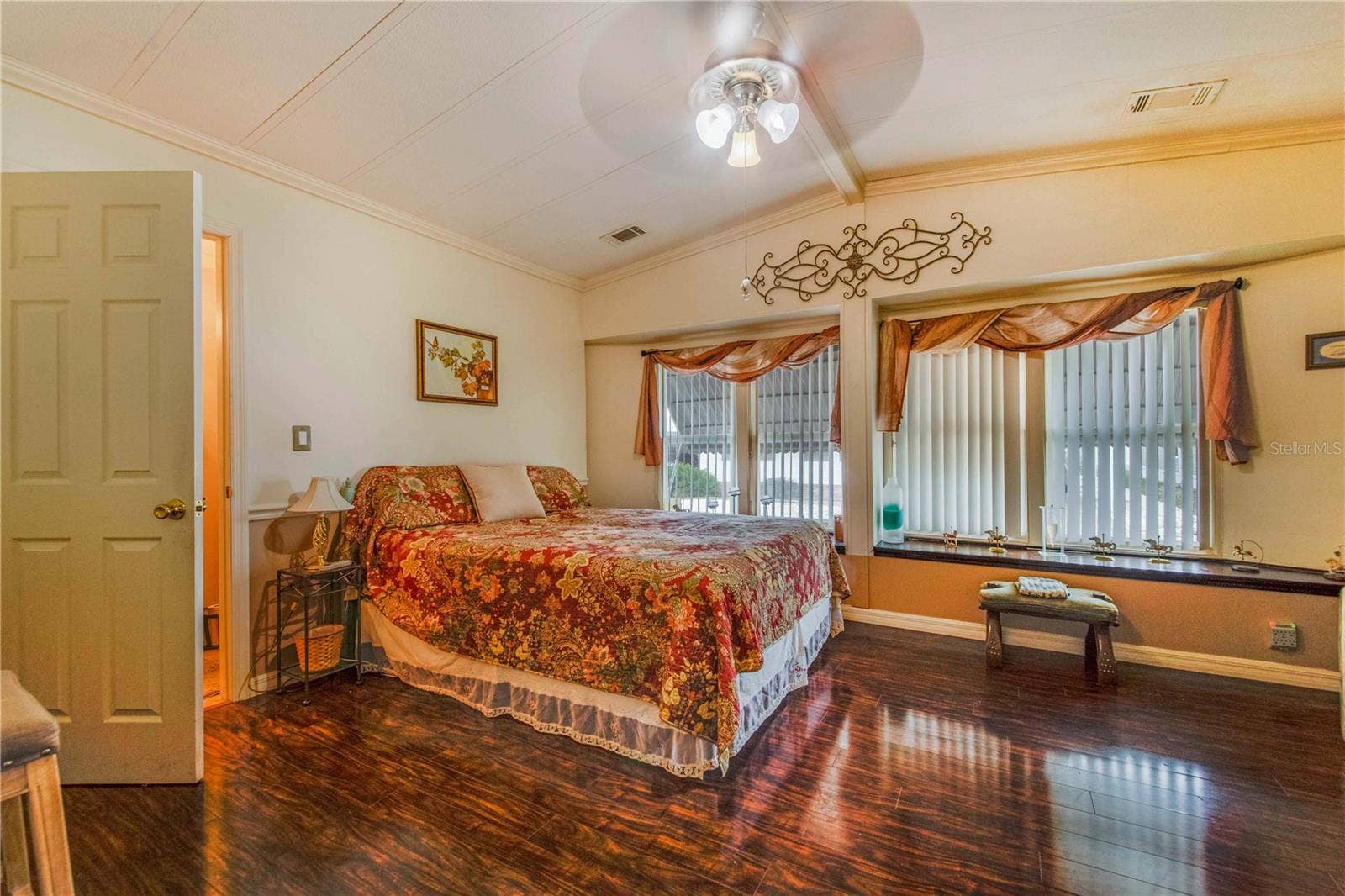 4171 ROLLING OAKS DRIVE, Winter Haven, FL 33880 4171 ROLLING OAKS DRIVE, Winter Haven, FL 33880