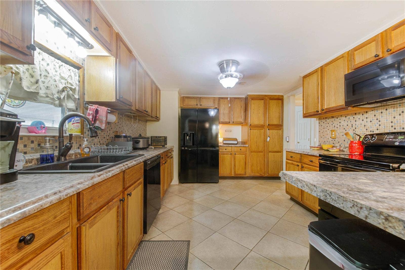 4171 ROLLING OAKS DRIVE, Winter Haven, FL 33880 4171 ROLLING OAKS DRIVE, Winter Haven, FL 33880