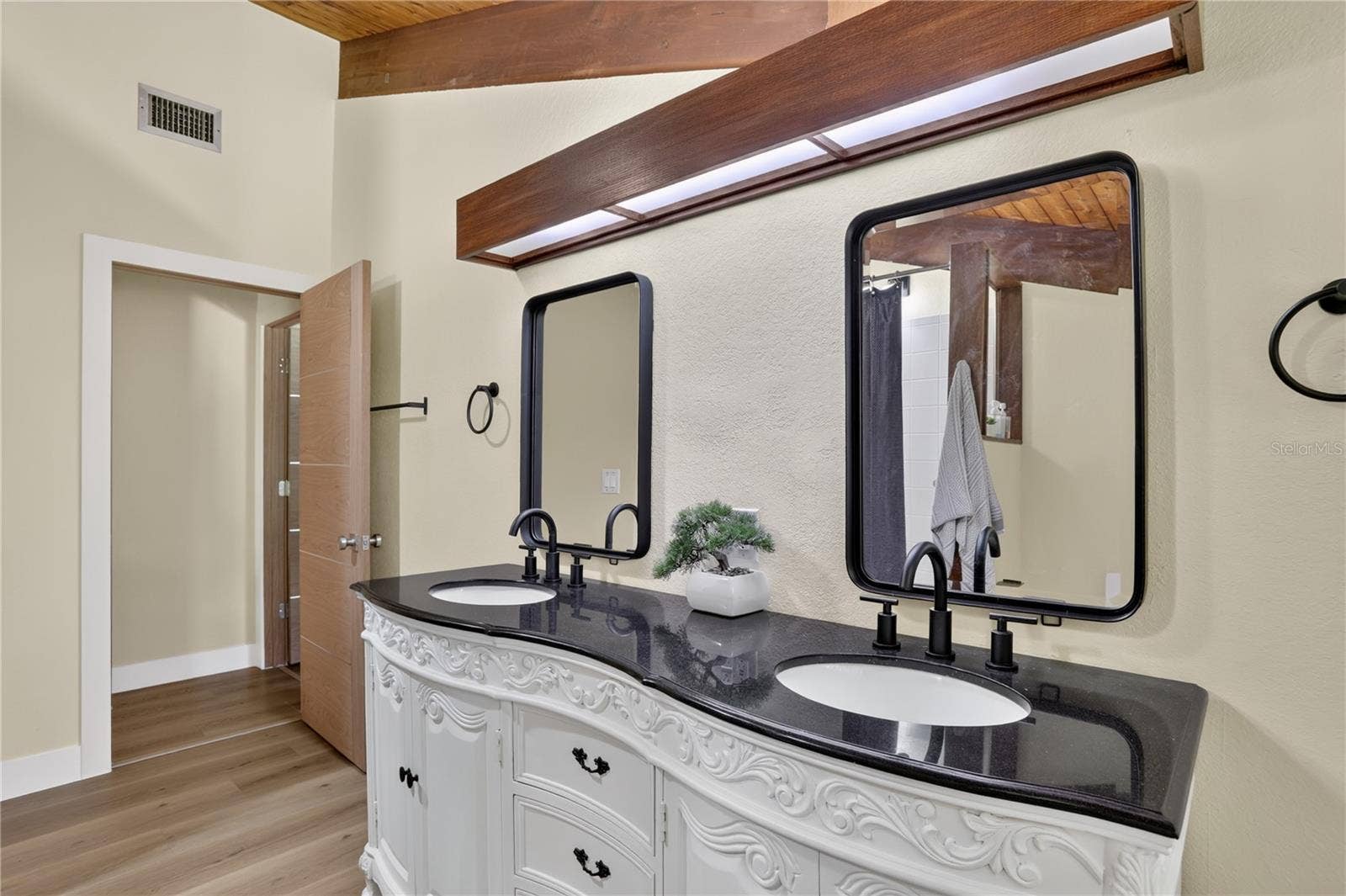 2313 INDIAN MOUND TRAIL, Kissimmee, FL 34746 Bathroom 2