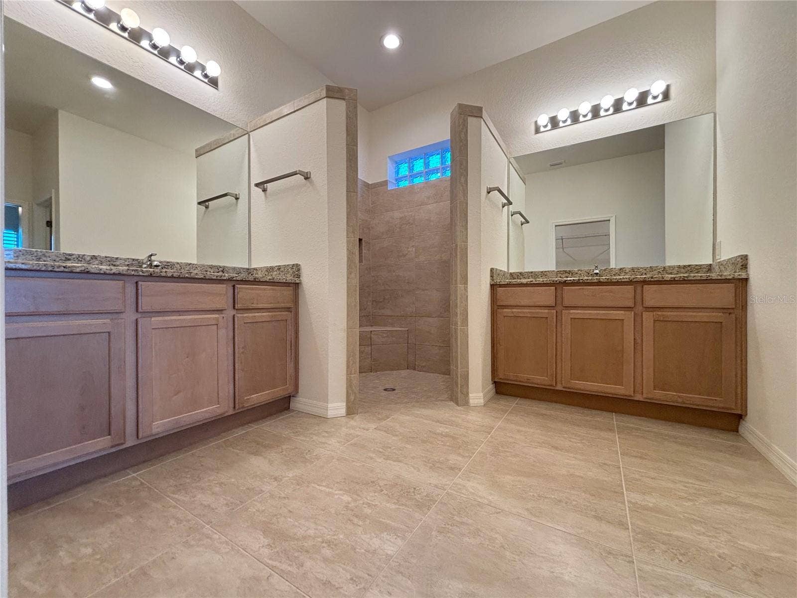 6240 PINEHURST LOOP, Winter Haven, FL 33884 6240 PINEHURST LOOP, Winter Haven, FL 33884