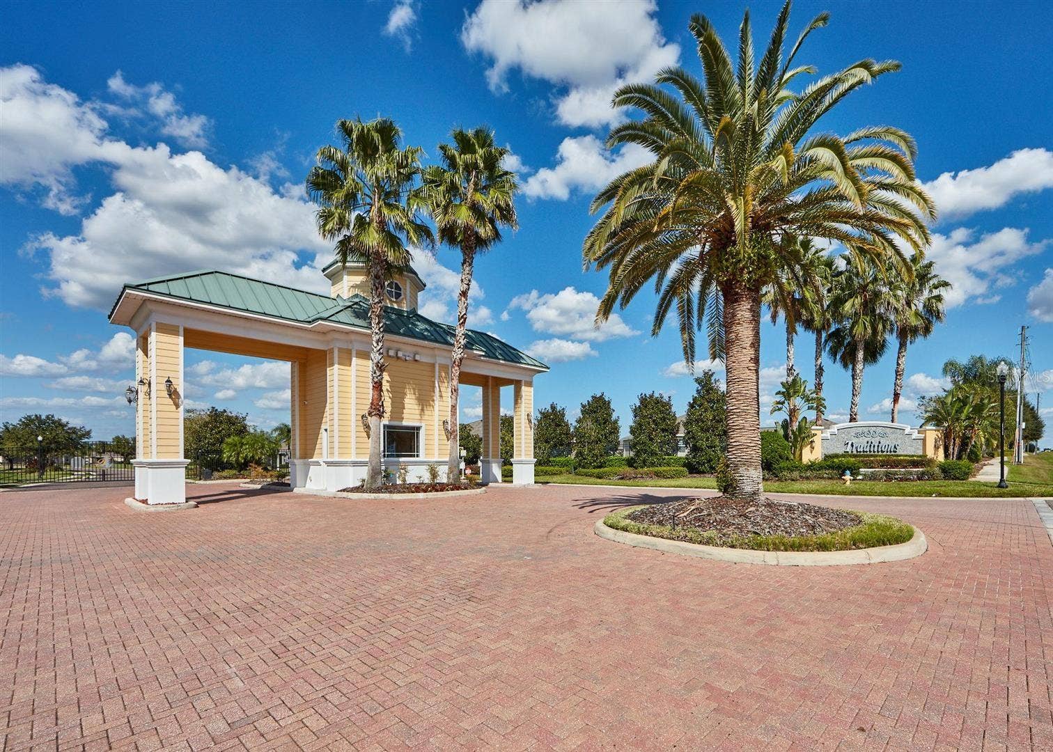 3437 GRENVILLE DRIVE, Winter Haven, FL 33884 Gated Community Entrance