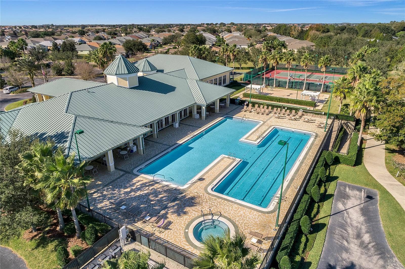 3437 GRENVILLE DRIVE, Winter Haven, FL 33884 19,000 Sq Ft Lakefront Clubhouse