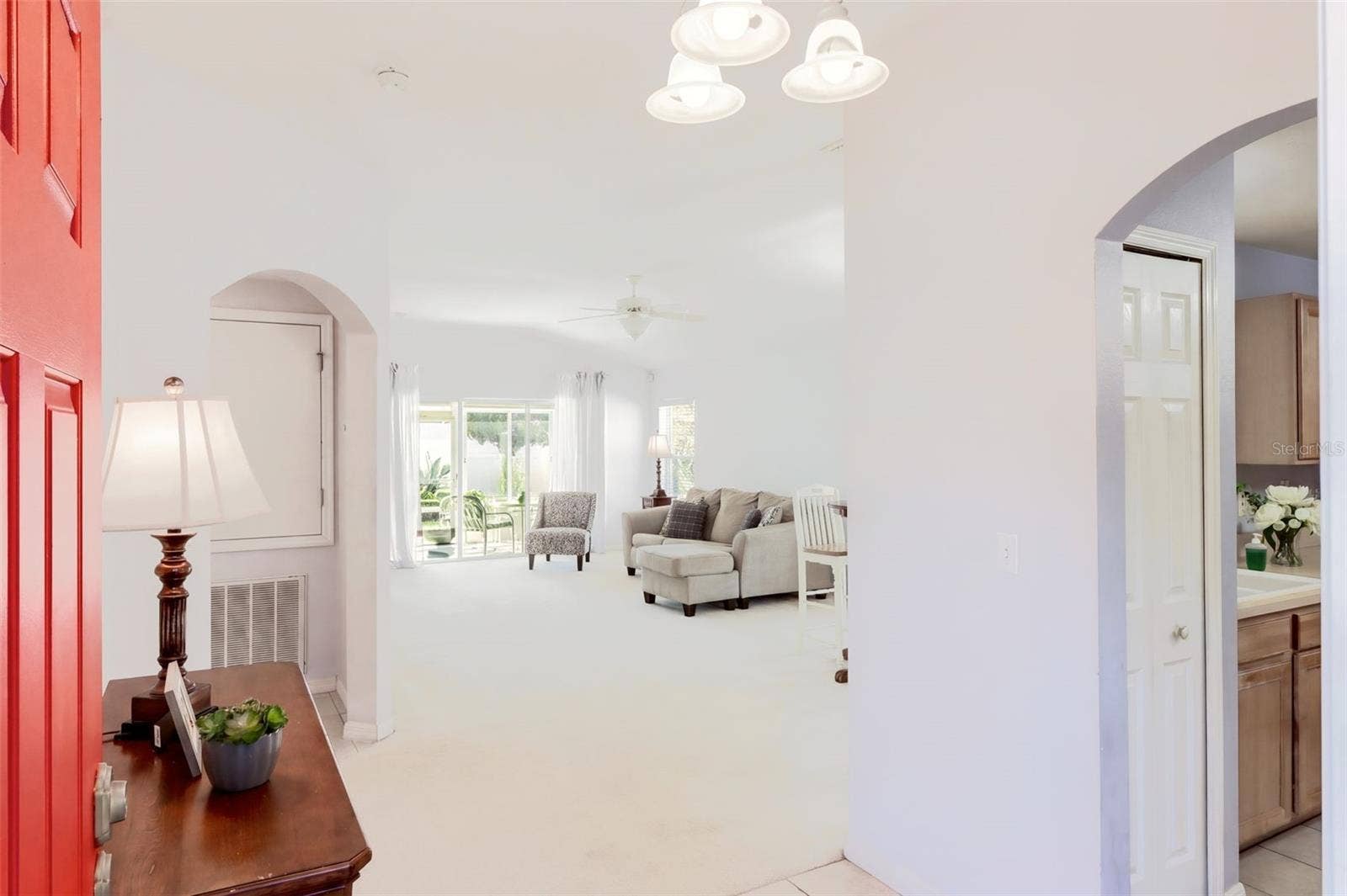 3437 GRENVILLE DRIVE, Winter Haven, FL 33884 Arched entry ways thru out the home