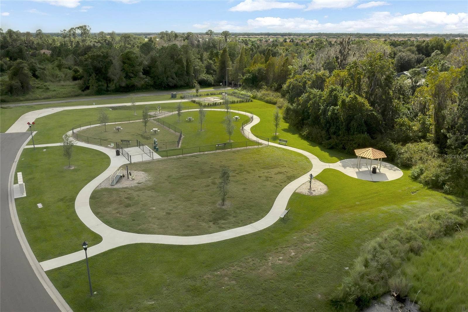 3437 GRENVILLE DRIVE, Winter Haven, FL 33884 Dog Park and Walking Trails