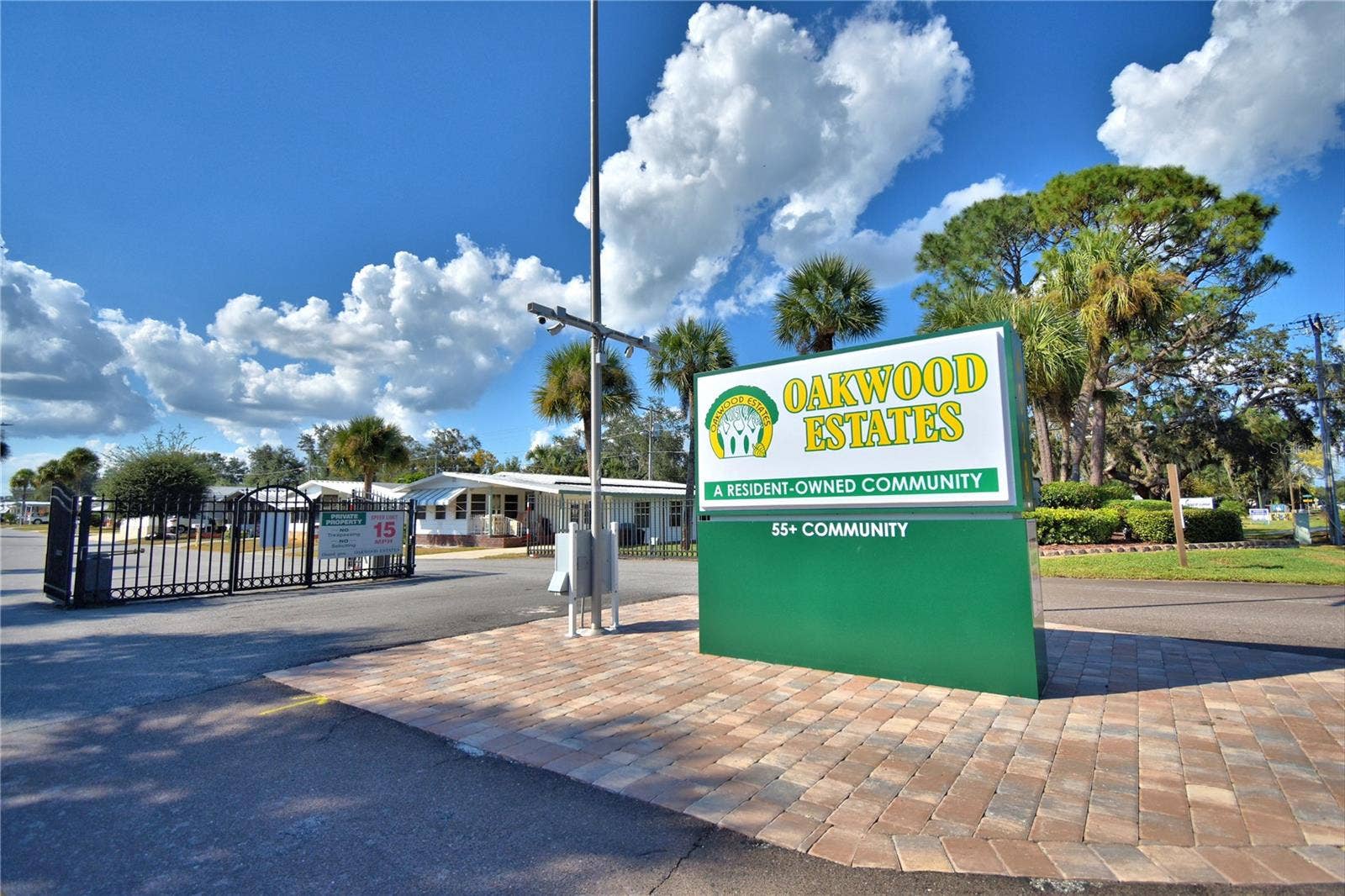4235 CEDARWOOD STREET, Winter Haven, FL 33880 4235 CEDARWOOD STREET, Winter Haven, FL 33880