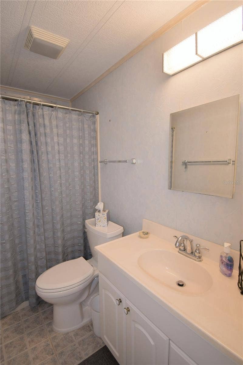 4235 CEDARWOOD STREET, Winter Haven, FL 33880 4235 CEDARWOOD STREET, Winter Haven, FL 33880