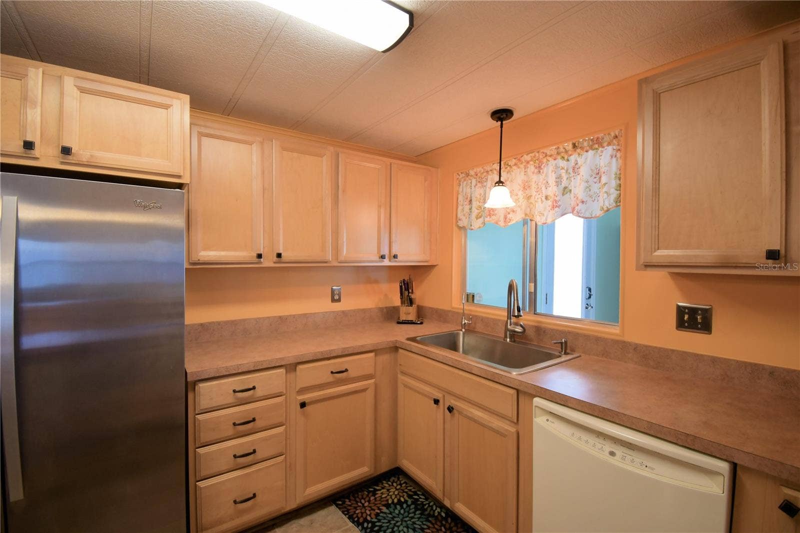 4235 CEDARWOOD STREET, Winter Haven, FL 33880 4235 CEDARWOOD STREET, Winter Haven, FL 33880