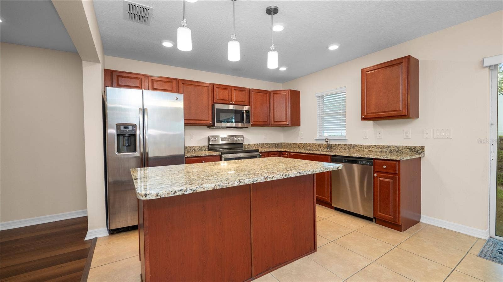 3741 WOODBURY HILL LOOP, Lakeland, FL 33810