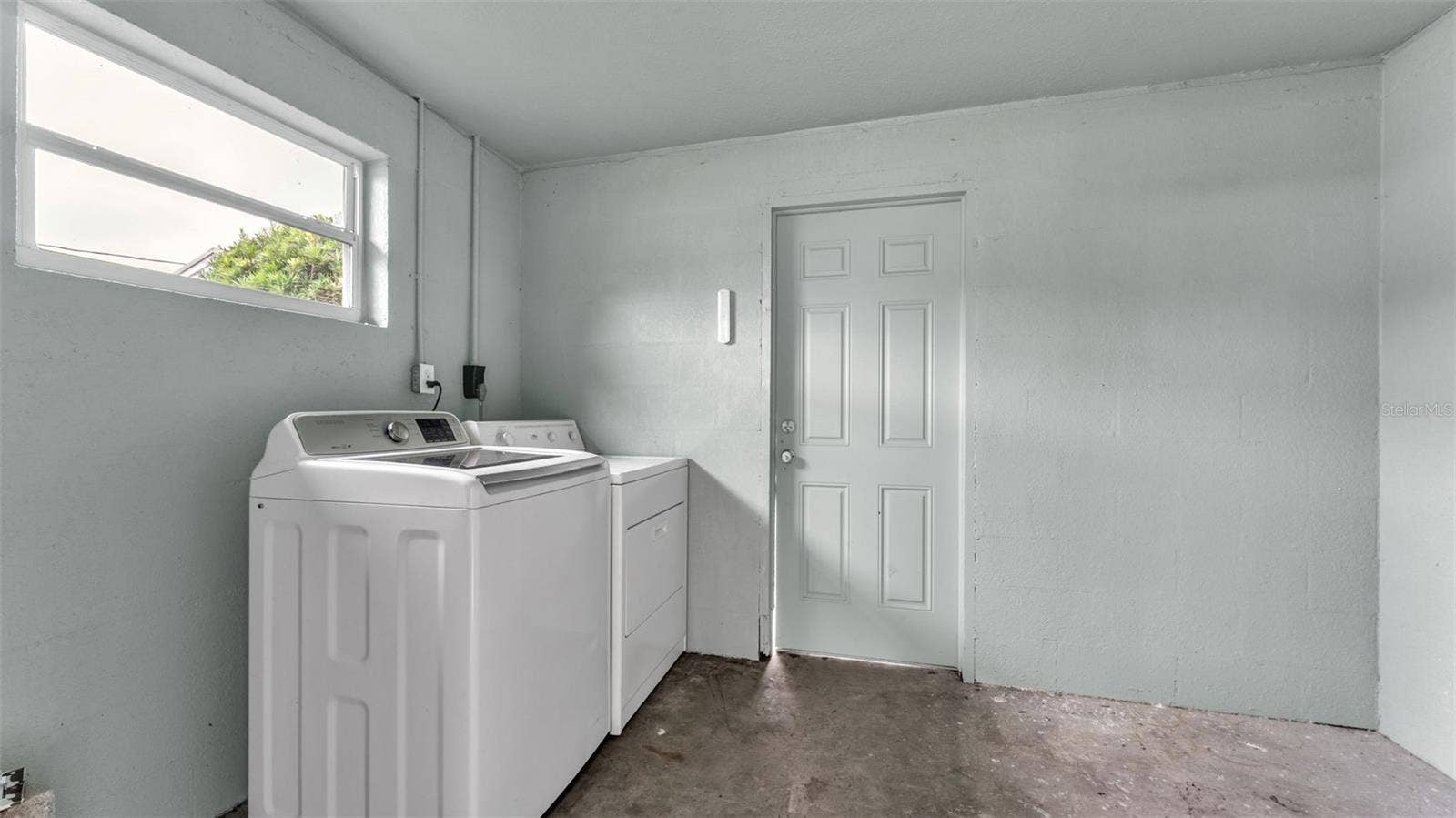 1568 S LAKE SHIPP DRIVE, Winter Haven, FL 33880 1568 S LAKE SHIPP DRIVE, Winter Haven, FL 33880