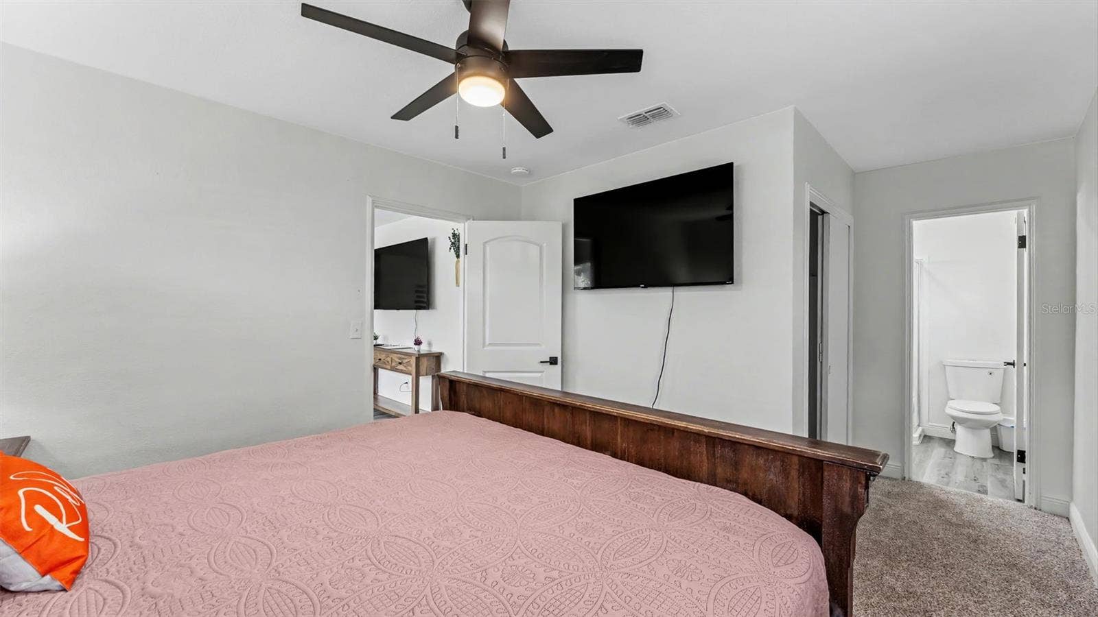 1568 S LAKE SHIPP DRIVE, Winter Haven, FL 33880 1568 S LAKE SHIPP DRIVE, Winter Haven, FL 33880