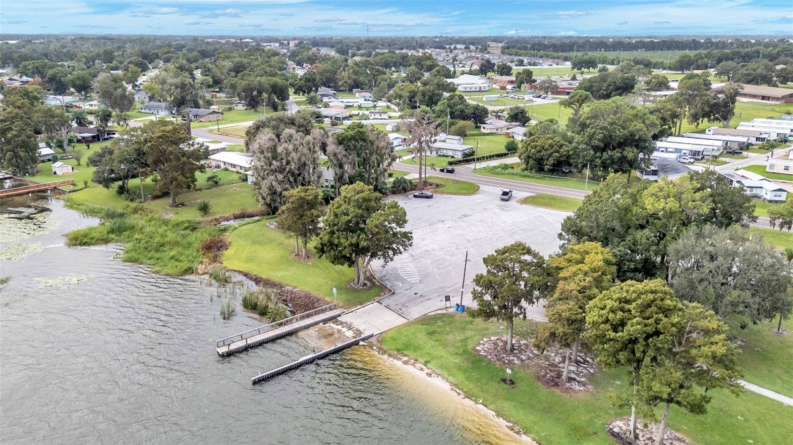 1568 S LAKE SHIPP DRIVE, Winter Haven, FL 33880 1568 S LAKE SHIPP DRIVE, Winter Haven, FL 33880