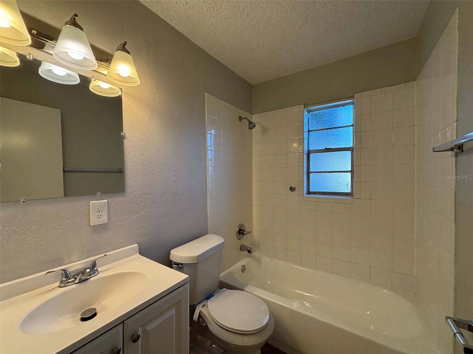 3214 AVENUE Q NW, Winter Haven, FL 33881 3214 AVENUE Q NW, Winter Haven, FL 33881