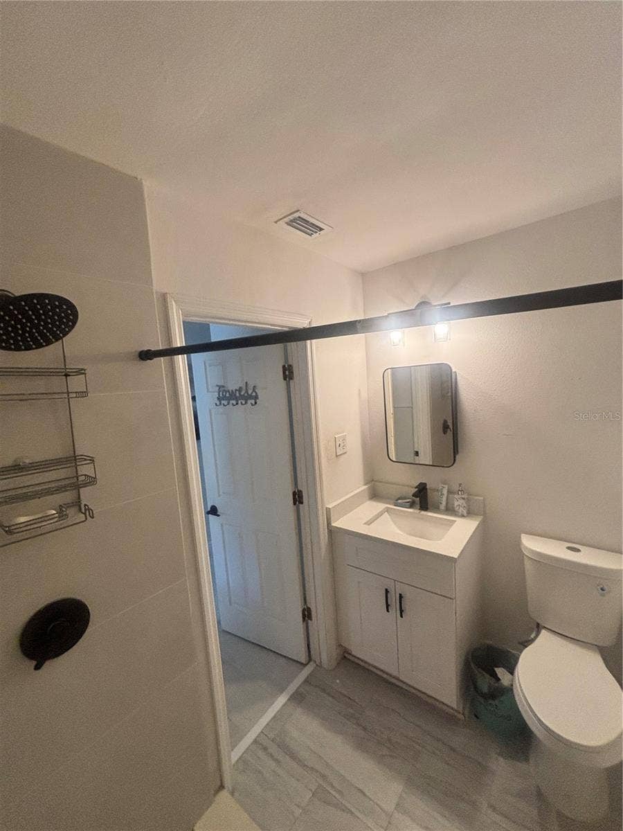 2225 OLNEY ROAD, Lakeland, FL 33801 2225 OLNEY ROAD, Lakeland, FL 33801