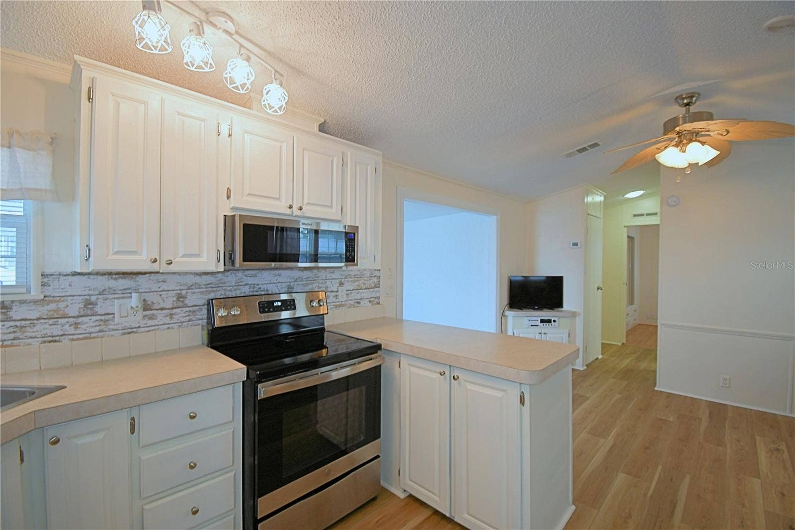 251 PATTERSON ROAD, #I49, Haines City, FL 33844 251 PATTERSON ROAD, #I49, Haines City, FL 33844