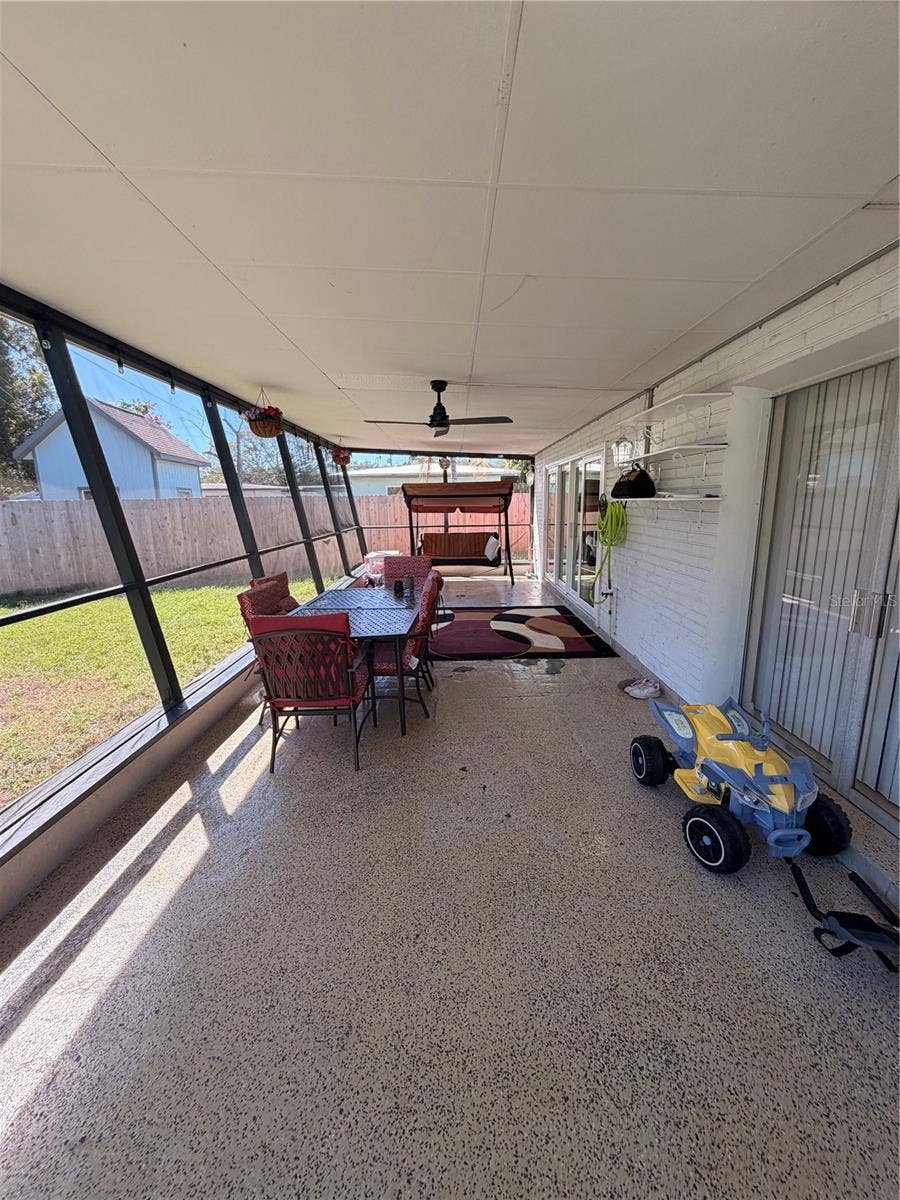 4413 CRESTWOOD DRIVE N, St Petersburg, FL 33714 4413 CRESTWOOD DRIVE N, St Petersburg, FL 33714