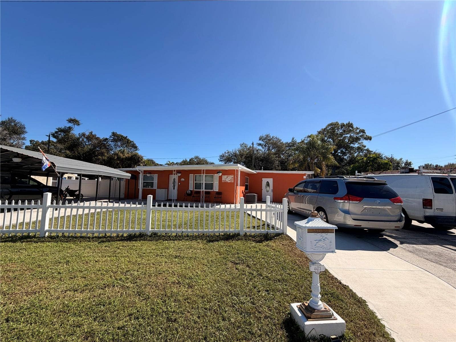 4413 CRESTWOOD DRIVE N, St Petersburg, FL 33714 4413 CRESTWOOD DRIVE N, St Petersburg, FL 33714