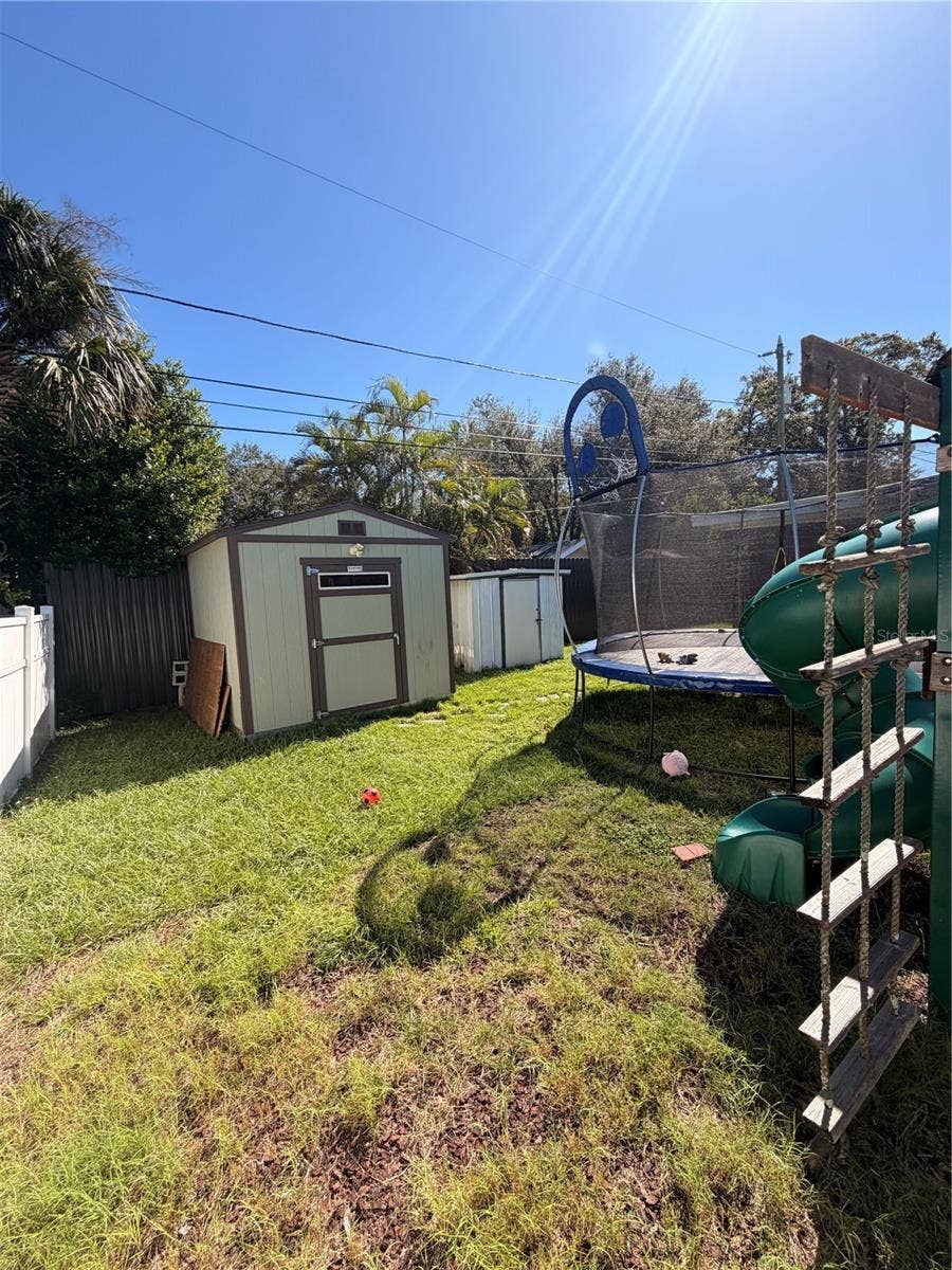 4413 CRESTWOOD DRIVE N, St Petersburg, FL 33714 4413 CRESTWOOD DRIVE N, St Petersburg, FL 33714