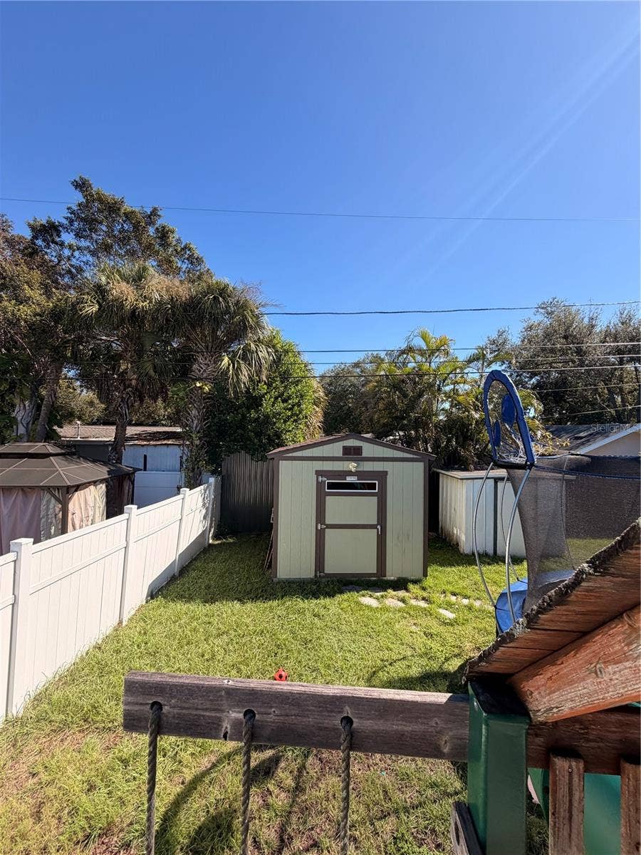 4413 CRESTWOOD DRIVE N, St Petersburg, FL 33714 4413 CRESTWOOD DRIVE N, St Petersburg, FL 33714