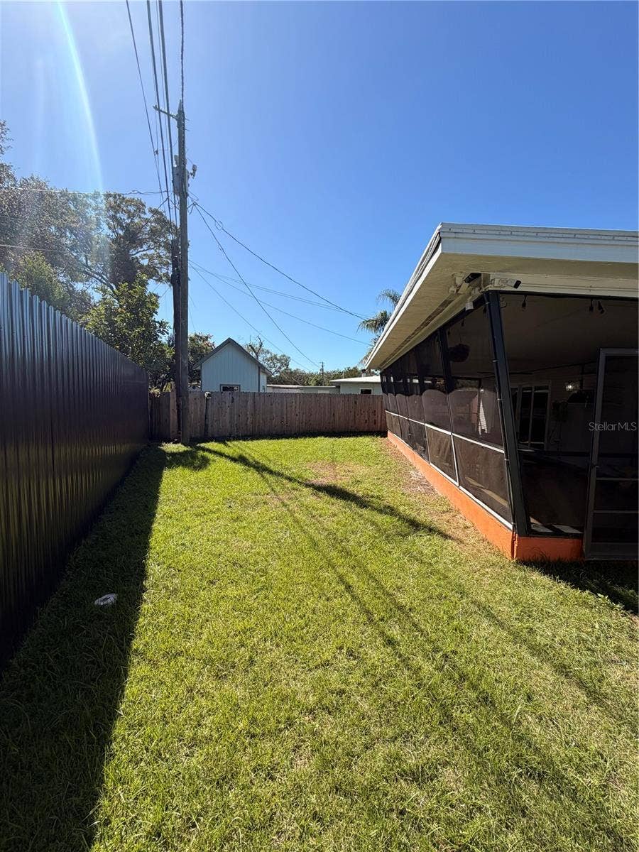4413 CRESTWOOD DRIVE N, St Petersburg, FL 33714 4413 CRESTWOOD DRIVE N, St Petersburg, FL 33714