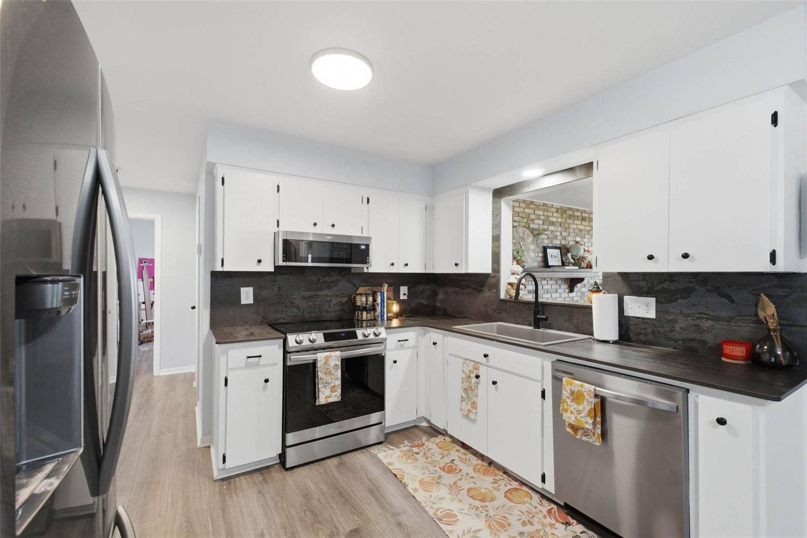 230 SHORE DRIVE, Winter Haven, FL 33884 KITCHEN