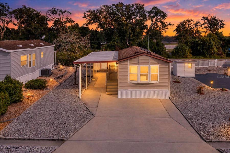 Property photo for 4 FAIRVIEW DRIVE N, Haines City, FL