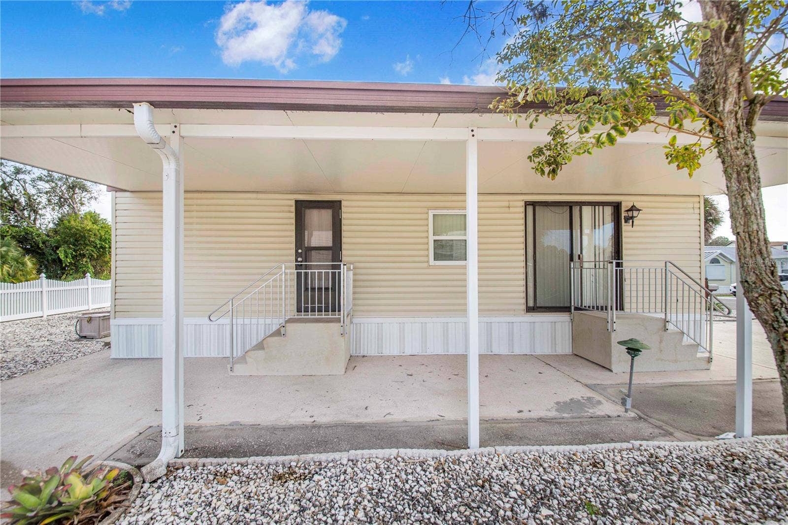 4 FAIRVIEW DRIVE N, Haines City, FL 33844