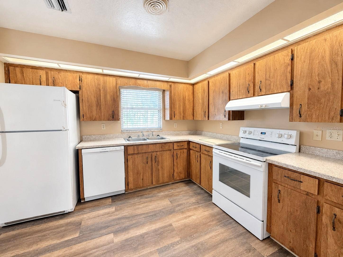 2360 LAKE DRIVE NW, #1, Winter Haven, FL 33881