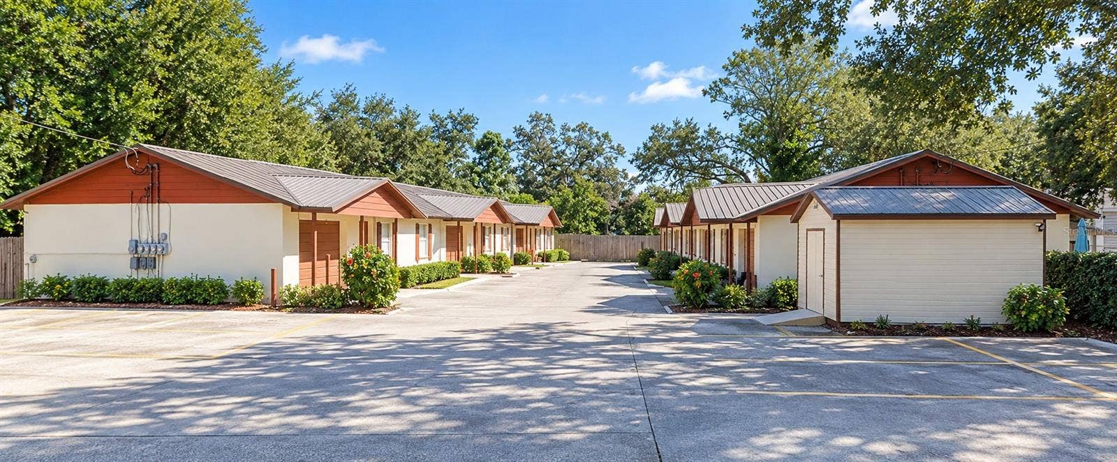 2360 LAKE DRIVE NW, #1, Winter Haven, FL 33881
