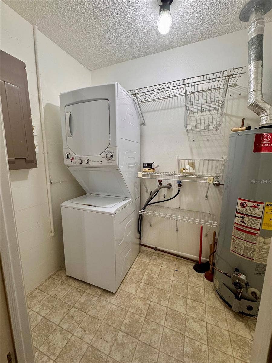2245 FIRESTONE PLACE, Winter Haven, FL 33884 Laundry room (washer/dryer incl)