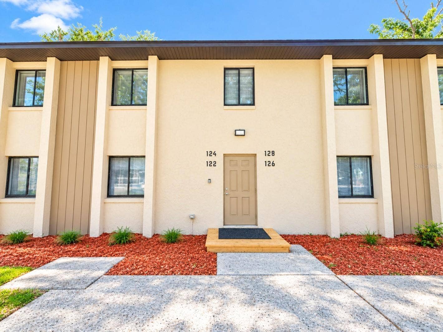 110 AVENUE J SE, Winter Haven, FL 33880