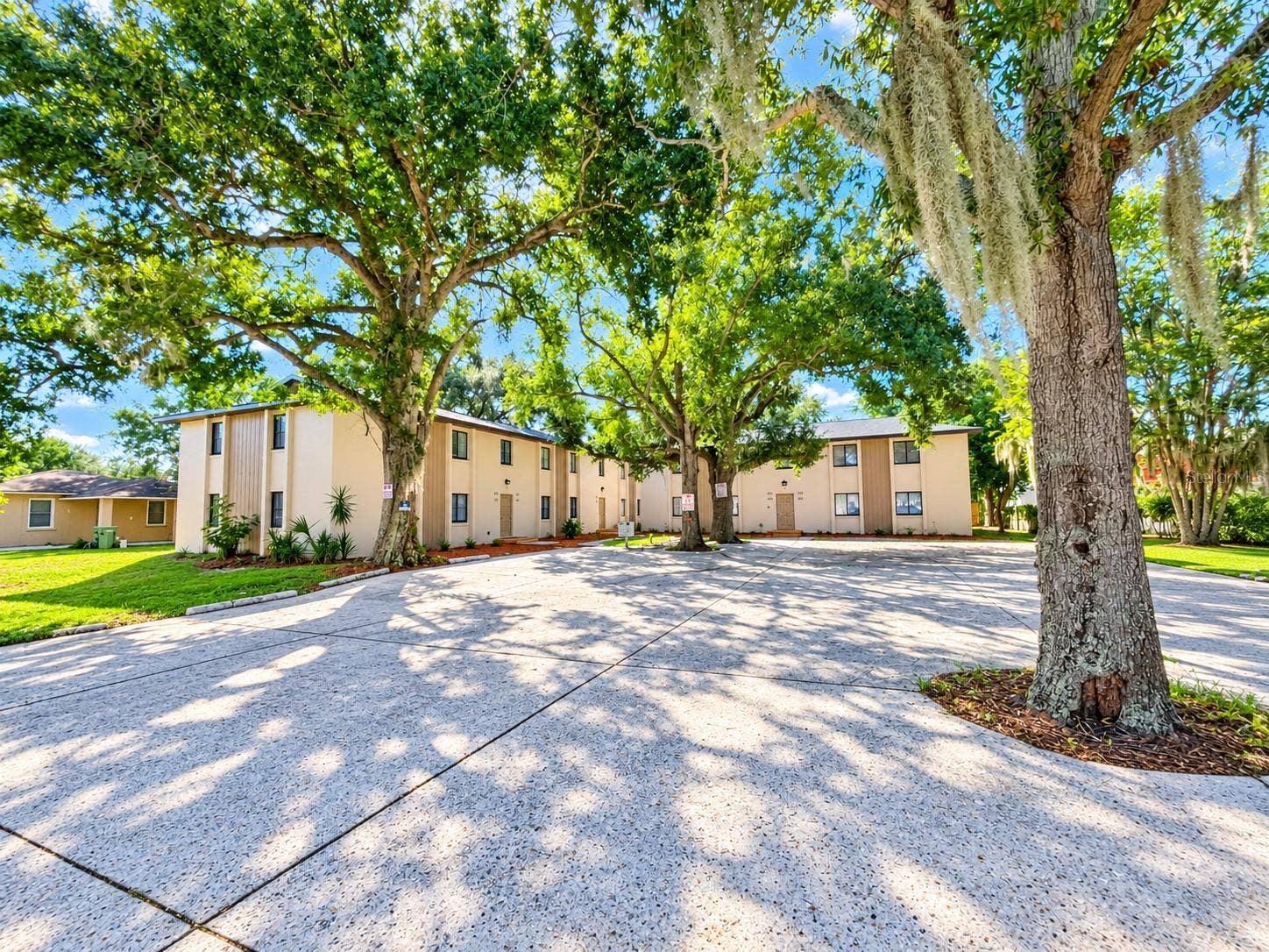 110 AVENUE J SE, Winter Haven, FL 33880
