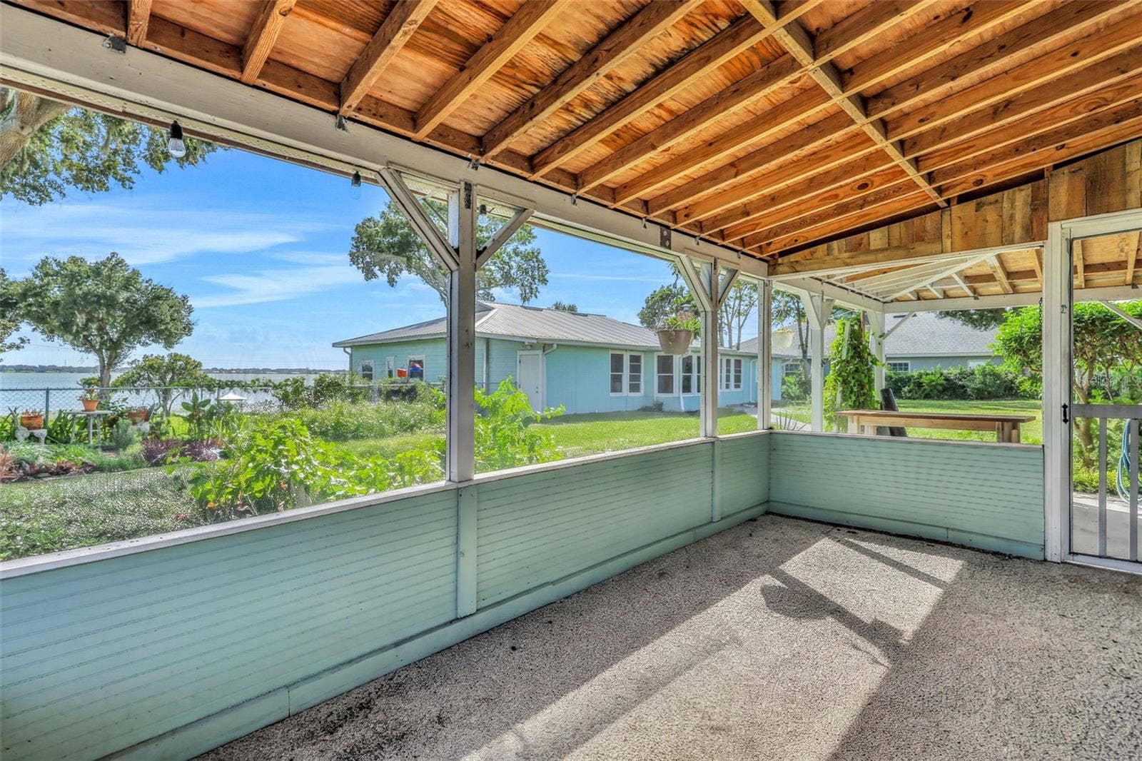 1614 LAKE ARIANA BOULEVARD, Auburndale, FL 33823 1614 LAKE ARIANA BOULEVARD, Auburndale, FL 33823