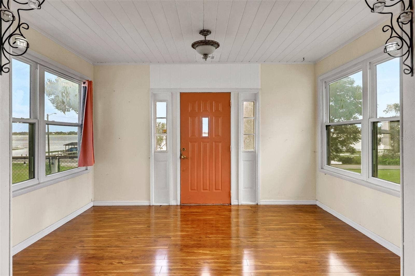 1614 LAKE ARIANA BOULEVARD, Auburndale, FL 33823 1614 LAKE ARIANA BOULEVARD, Auburndale, FL 33823