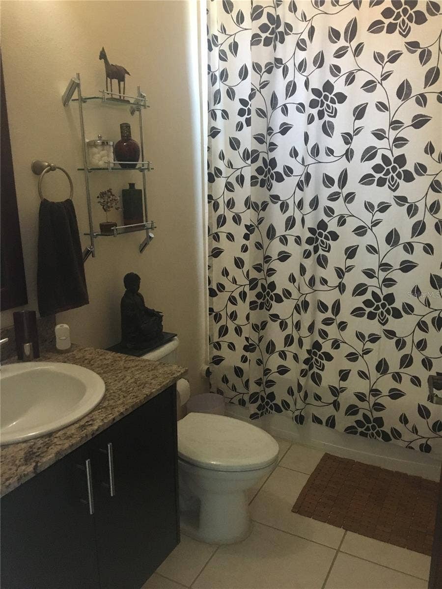 C-7 BRIGHTON COUNTRY CLUB 20 HIGUERO STREET, Dorado, PR 00646 C-7 BRIGHTON COUNTRY CLUB 20 HIGUERO STREET, Dorado, PR 00646