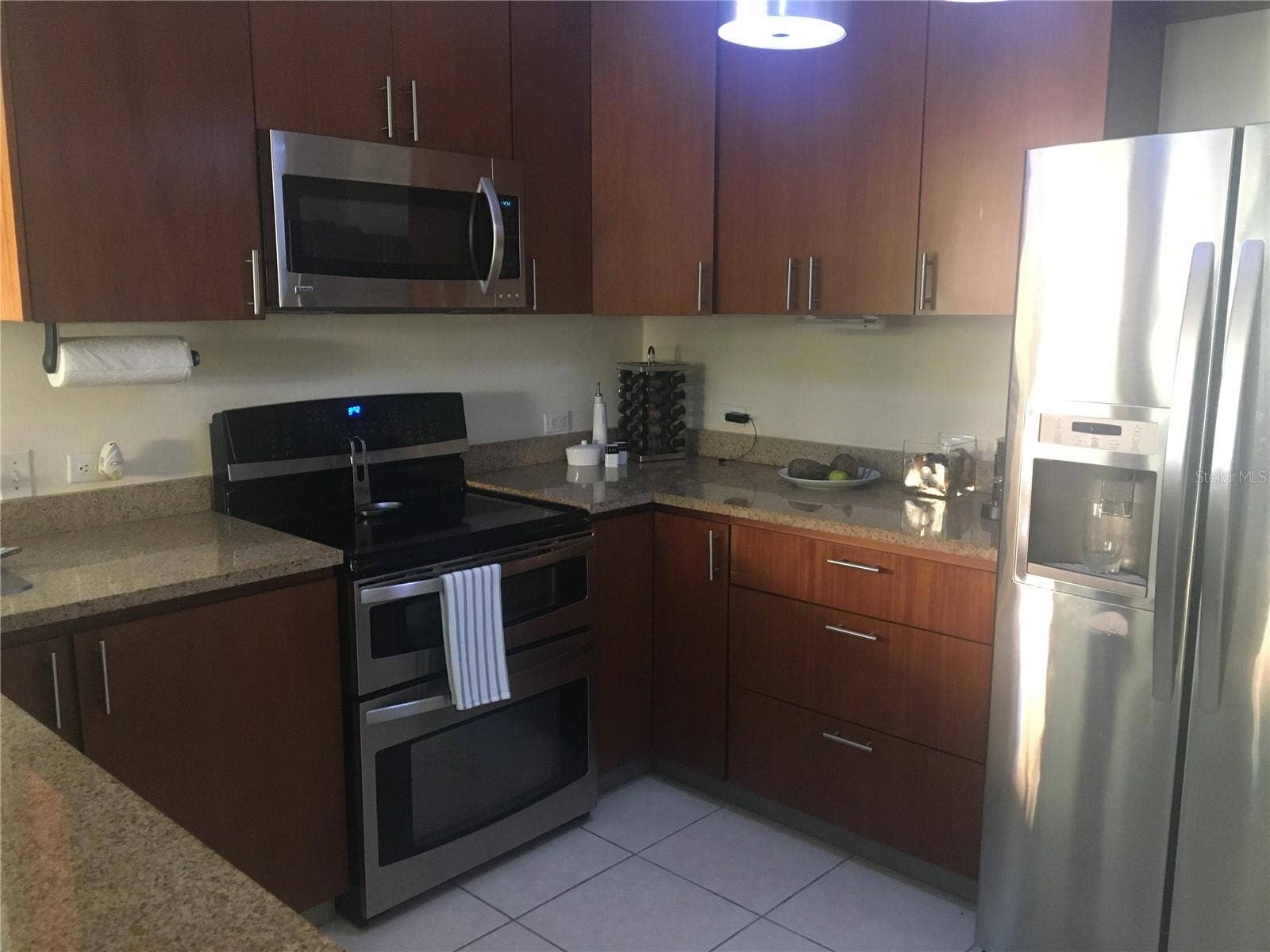 C-7 BRIGHTON COUNTRY CLUB 20 HIGUERO STREET, Dorado, PR 00646 C-7 BRIGHTON COUNTRY CLUB 20 HIGUERO STREET, Dorado, PR 00646