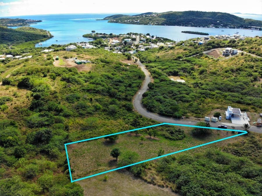 Property photo for Posada del Coronel #4 CALLE FLAMENCO#1, Culebra, PR