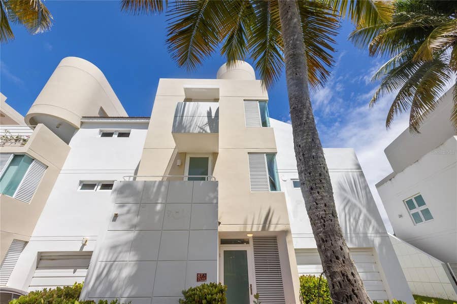 Property photo for 87 VILLAS DE GOLF ESTE, Dorado, PR